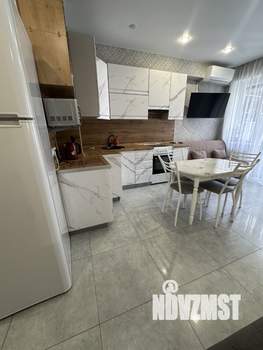 2-к квартира, посуточно, 40м2, 6/19 этаж