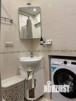 2-к квартира, посуточно, 35м2, 1/4 этаж