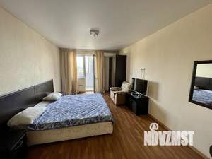 3-к квартира, посуточно, 95м2, 1/1 этаж