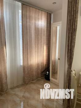 Студия квартира, посуточно, 39м2, 10/12 этаж