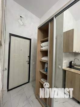 Студия квартира, посуточно, 22м2, 1/17 этаж