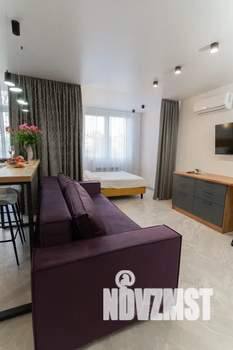 1-к квартира, посуточно, 42м2, 6/18 этаж