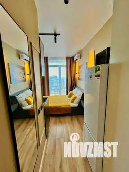 Студия квартира, посуточно, 18м2, 18/19 этаж