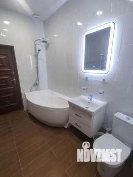 Студия квартира, посуточно, 40м2, 1/7 этаж