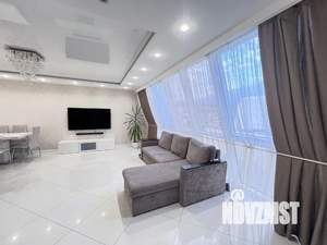 4-к квартира, посуточно, 143м2, 1/1 этаж