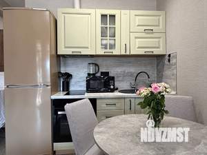 Студия квартира, посуточно, 25м2, 1/13 этаж