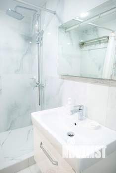 2-к квартира, посуточно, 40м2, 1/1 этаж