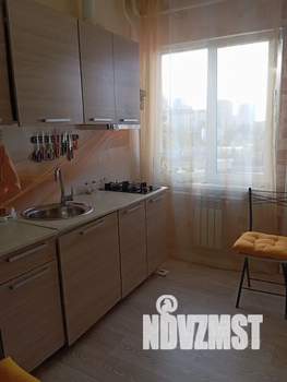 1-к квартира, посуточно, 36м2, 2/7 этаж