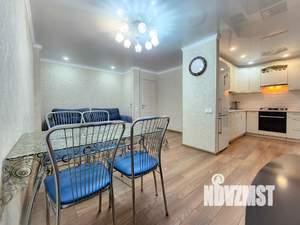 Студия квартира, посуточно, 55м2, 2/5 этаж