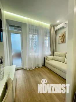 Студия квартира, посуточно, 29м2, 1/13 этаж