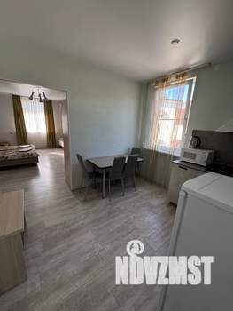 Студия квартира, посуточно, 36м2, 2/2 этаж