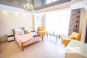 1-к квартира, посуточно, 50м2, 1/1 этаж