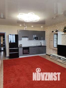 Студия квартира, посуточно, 55м2, 14/20 этаж