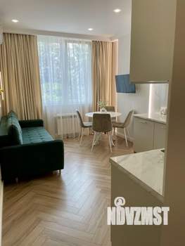 2-к квартира, посуточно, 38м2, 6/18 этаж