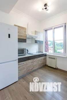 Студия квартира, посуточно, 45м2, 6/6 этаж