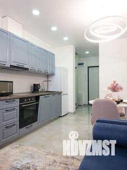 1-к квартира, посуточно, 46м2, 2/18 этаж