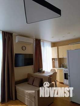 Студия квартира, посуточно, 27м2, 5/7 этаж