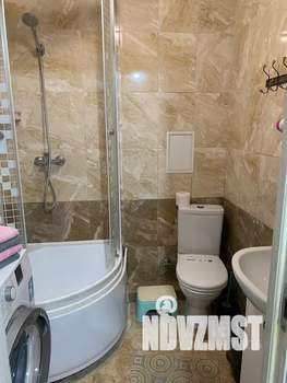 2-к квартира, посуточно, 38м2, 1/8 этаж