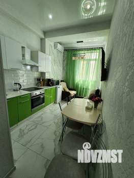1-к квартира, посуточно, 35м2, 4/13 этаж