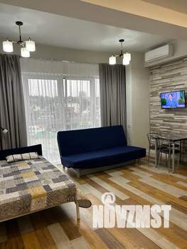 Студия квартира, посуточно, 34м2, 8/13 этаж