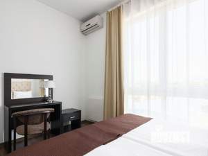 1-к квартира, посуточно, 53м2, 1/1 этаж