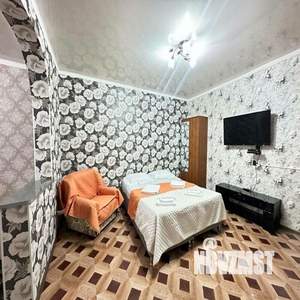 2-к квартира, посуточно, 40м2, 1/1 этаж