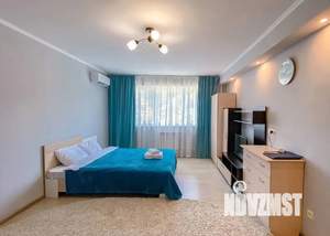 1-к квартира, посуточно, 40м2, 16/16 этаж
