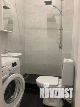 Студия квартира, посуточно, 15м2, 1/4 этаж