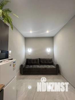 Студия квартира, посуточно, 25м2, 1/4 этаж