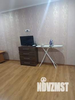 1-к квартира, посуточно, 38м2, 3/5 этаж