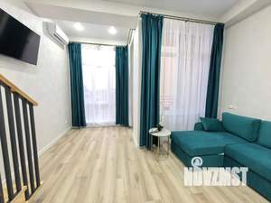 Студия квартира, посуточно, 32м2, 3/6 этаж