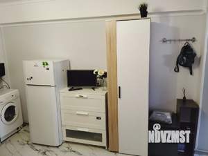 Студия квартира, на длительный срок, 12м2, 1/9 этаж
