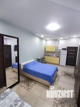 Студия квартира, посуточно, 40м2, 1/7 этаж