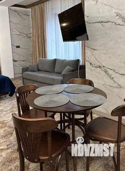 1-к квартира, посуточно, 42м2, 1/1 этаж