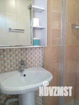 1-к квартира, посуточно, 30м2, 1/2 этаж