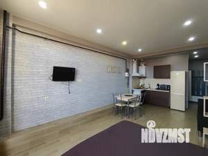 Студия квартира, посуточно, 30м2, 1/4 этаж