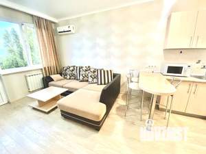 Студия квартира, посуточно, 30м2, 8/9 этаж
