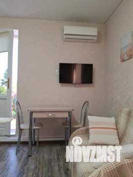 Студия квартира, посуточно, 18м2, 1/4 этаж