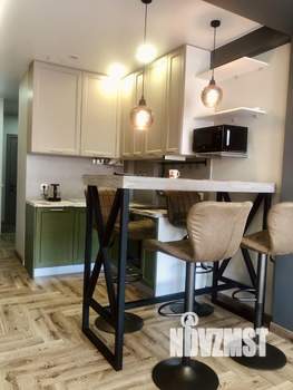 Студия квартира, посуточно, 30м2, 7/11 этаж