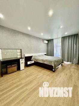 4-к квартира, посуточно, 120м2, 4/4 этаж