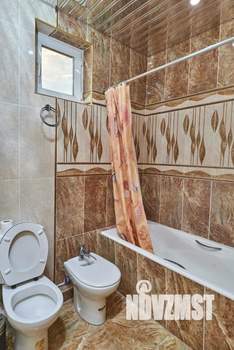 2-к квартира, посуточно, 65м2, 1/1 этаж