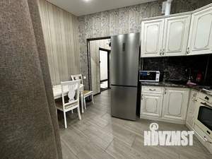 1-к квартира, посуточно, 38м2, 4/8 этаж