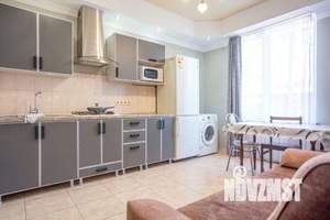 1-к квартира, посуточно, 50м2, 1/1 этаж