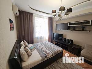 3-к квартира, посуточно, 65м2, 1/1 этаж