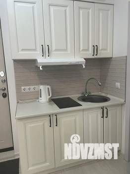 Студия квартира, посуточно, 21м2, 3/9 этаж