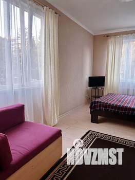 1-к квартира, посуточно, 30м2, 2/3 этаж