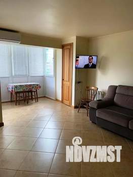 Студия квартира, посуточно, 36м2, 5/5 этаж