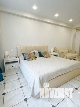 Студия квартира, посуточно, 30м2, 1/4 этаж