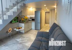 2-к квартира, посуточно, 40м2, 4/4 этаж