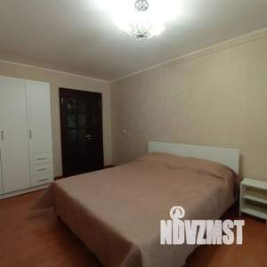 3-к квартира, посуточно, 61м2, 1/5 этаж